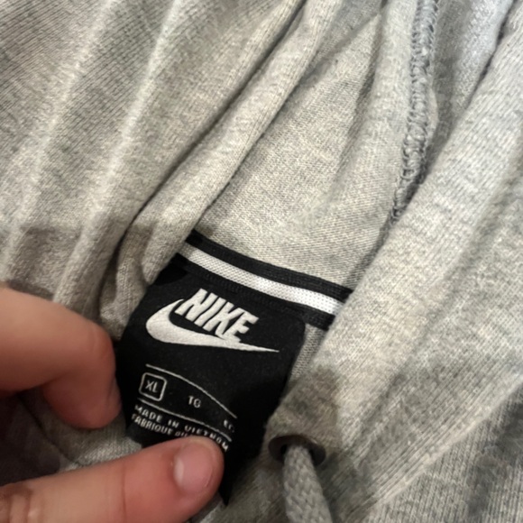 Nike sweater - Picture 5 of 5